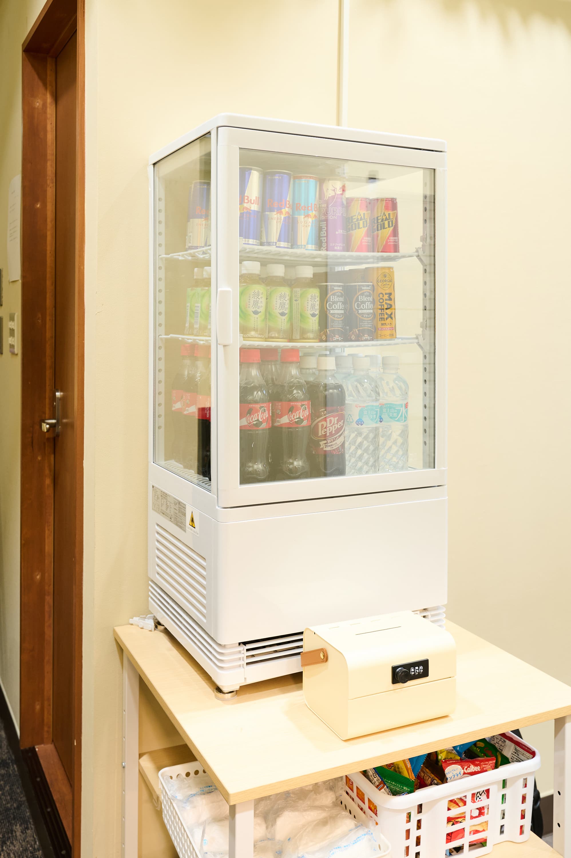 ドリンク・お菓子販売コーナー